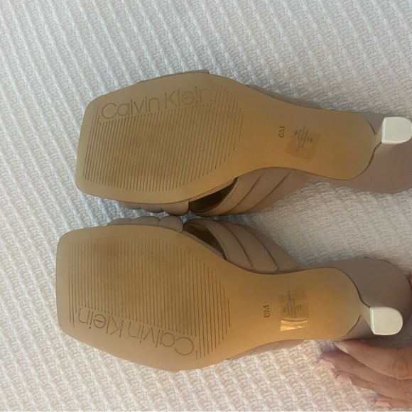 Calvin Klein Fire 2 New in box size 6 - Picture 5 of 5